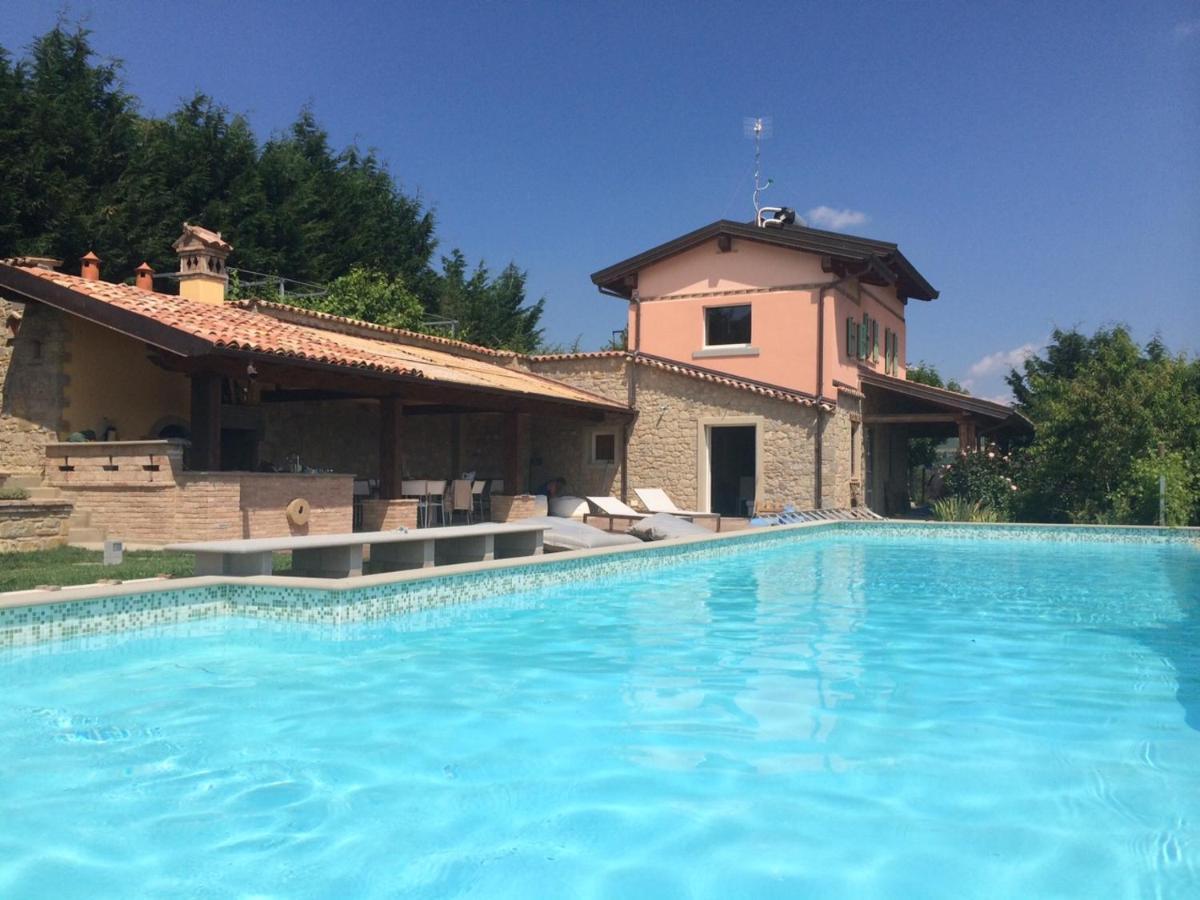 Agriturismo I Tassoni Villa Pavullo nel Frignano Eksteriør billede