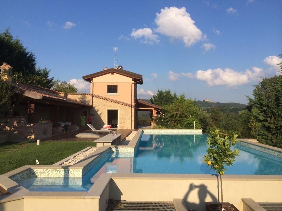 Agriturismo I Tassoni Villa Pavullo nel Frignano Eksteriør billede